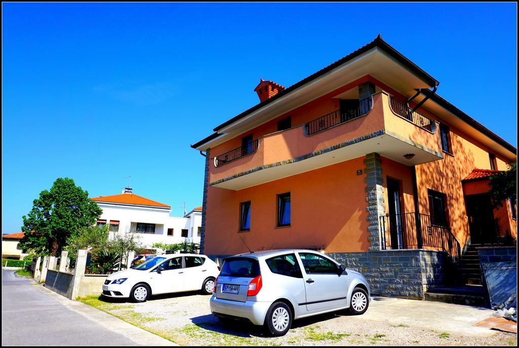Orlando'S Apartments Oj Izola Extérieur photo